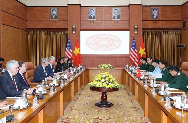 Defence Minister receives US Congress delegation. (Photo: VNA)