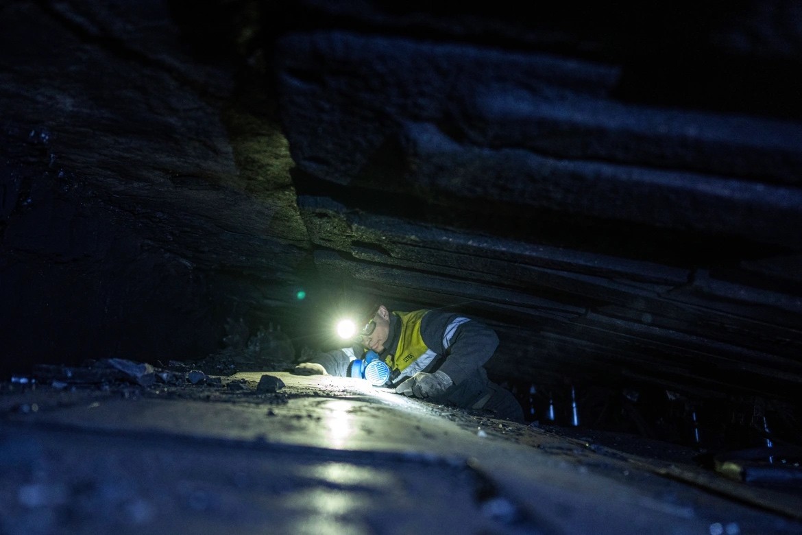 Bên trong hầm mỏ khai thác than của Ukraine
