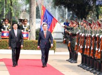 Tổng Bí thư, Chủ tịch nước Lào Thongloun Sisoulith chủ trì lễ đón chính thức Chủ tịch nước Võ Văn Thưởng