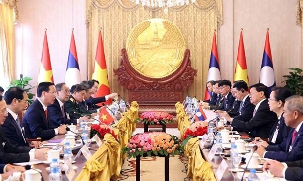 President Vo Van Thuong and Party General Secretary, President of Laos hold talks