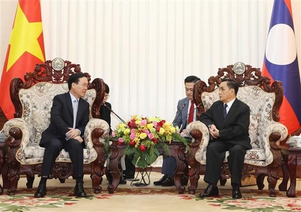 President Vo Van Thuong visits Laos’ former senior leaders