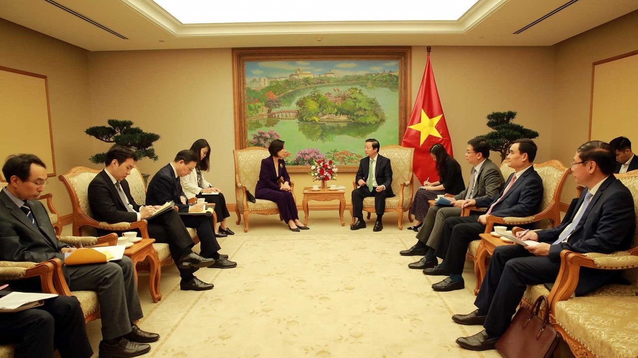 Deputy PM Tran Hong Ha receives RoK Ambassador to Vietnam