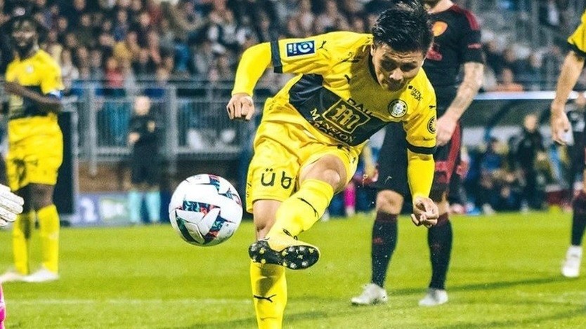 Quang Hải có khả năng phải rời khỏi Pau FC, ráo riết tìm bến đỗ mới