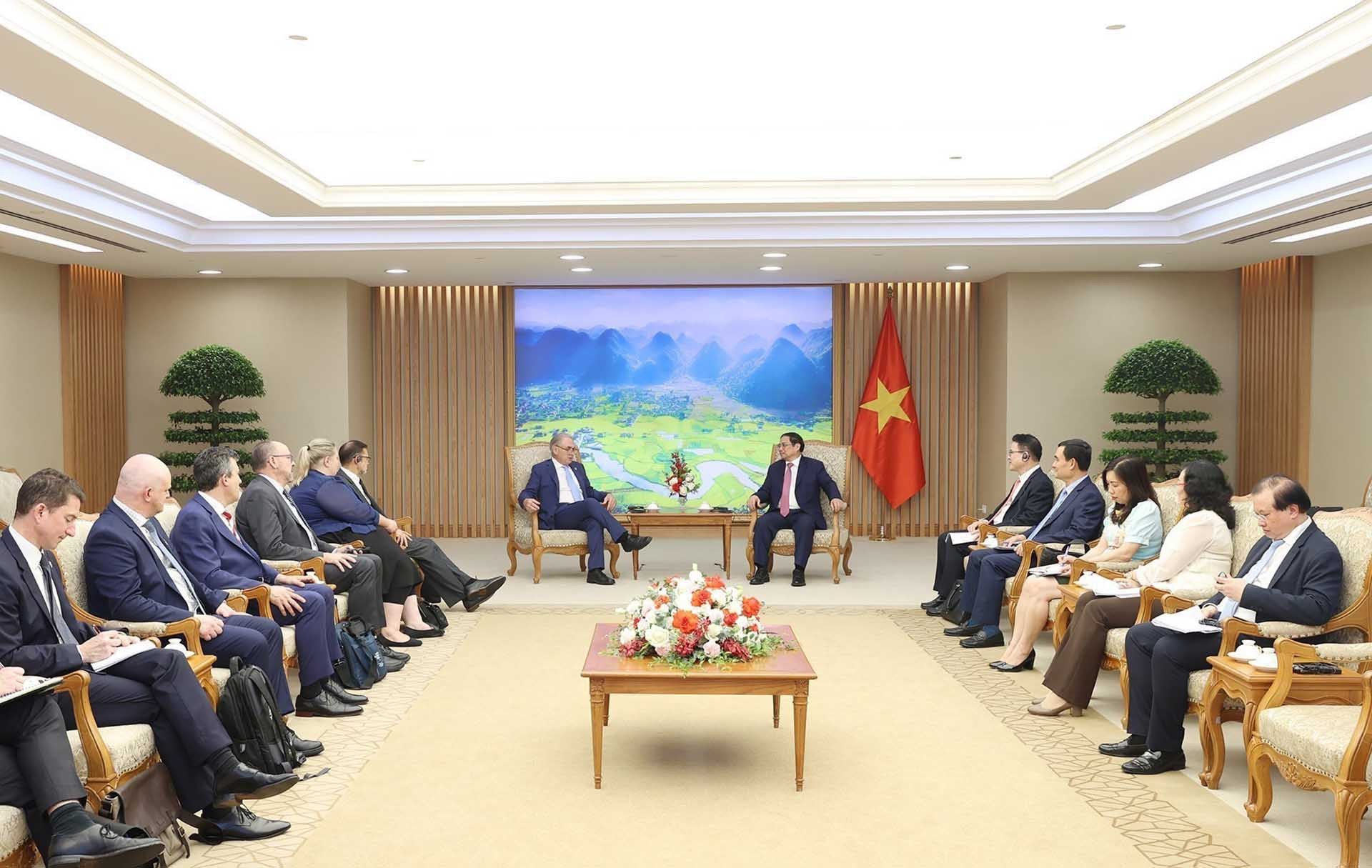 Thủ tướng Phạm Minh Chính tiếp Bộ trưởng Thương mại và Du lịch Australia
