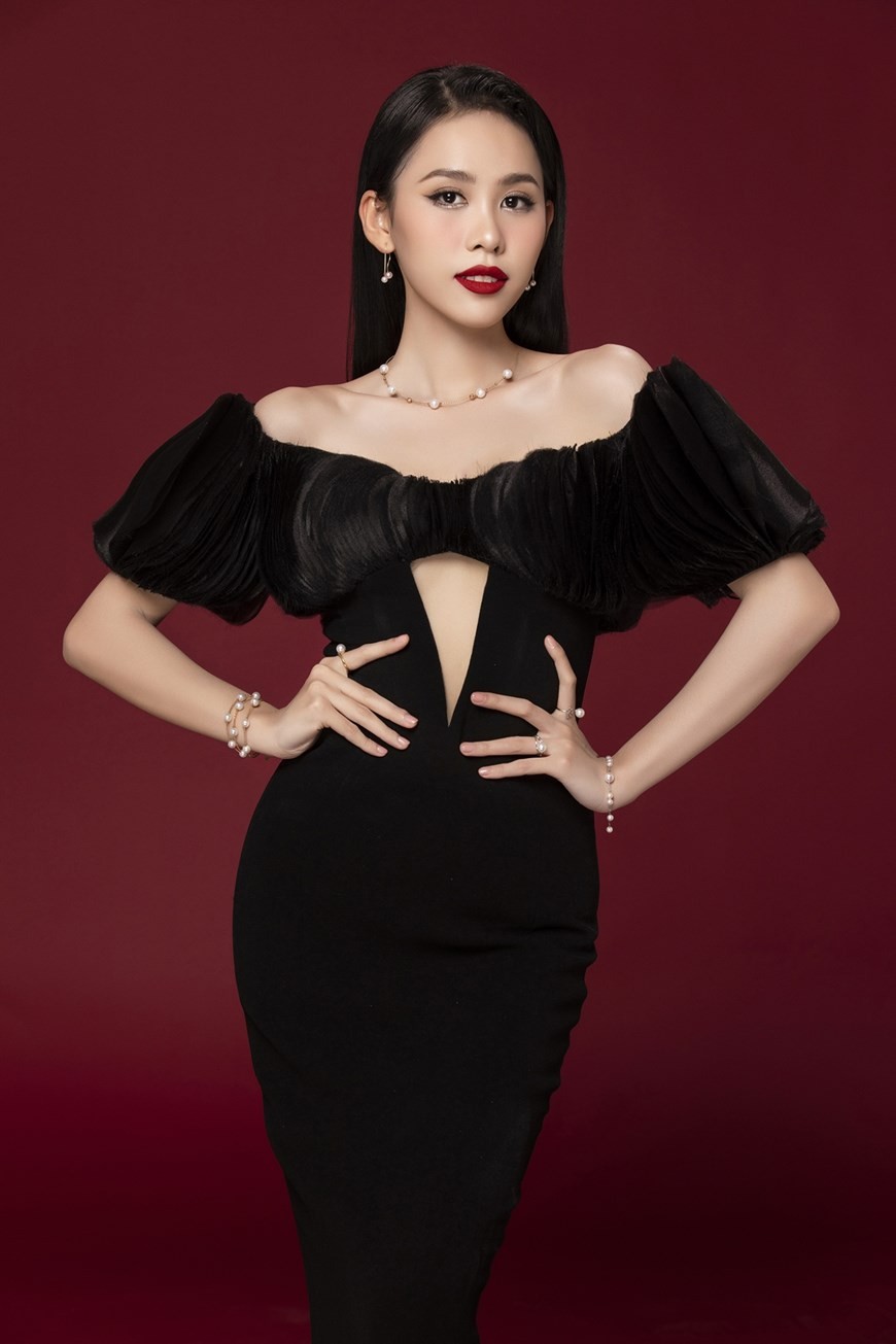 Top 3 Hoa hậu Việt Nam 2022 thăng hạng nhan sắc và phong cách trong bộ ảnh chụp chung