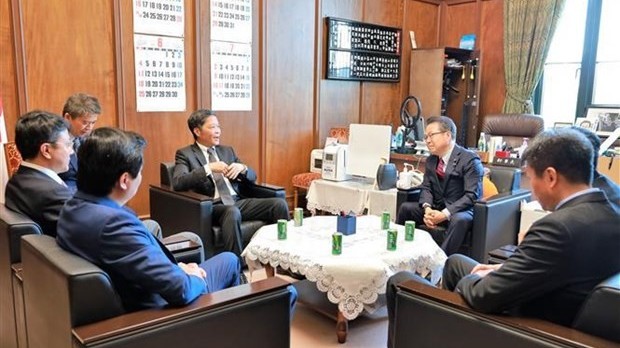 Vietnam, Japan promote stronger extensive strategic partnership