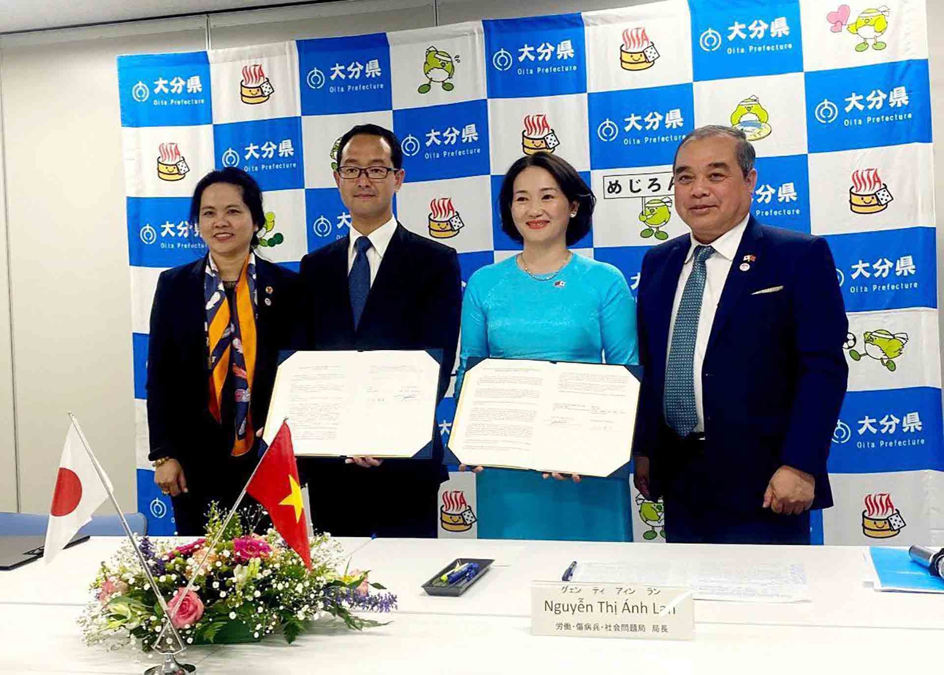 Tỉnh Quảng Ngãi ký kết biên bản ghi nhớ hợp tác trong lĩnh vực cung ứng nguồn nhân lực với tỉnh Oita, Nhật Bản
