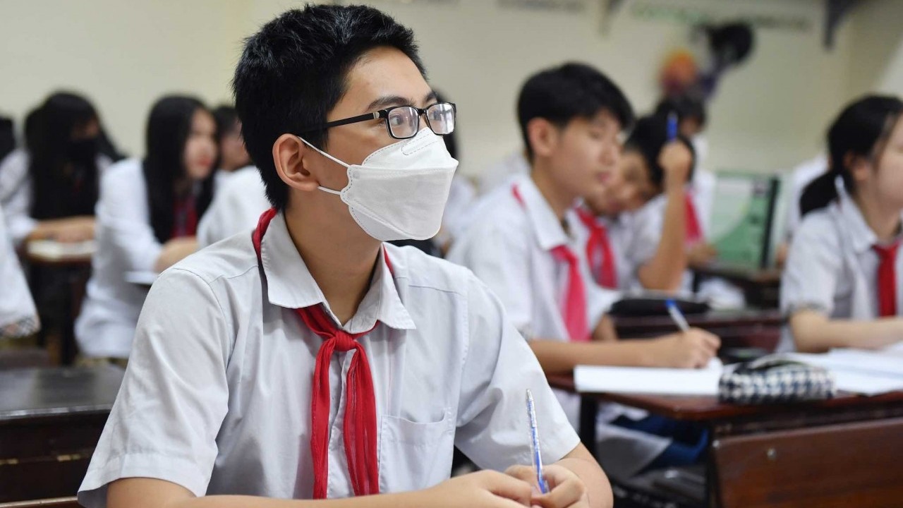Nhiều trường Hà Nội điều chỉnh lịch kiểm tra học kỳ sớm hơn dự kiến do dịch Covid-19 tăng