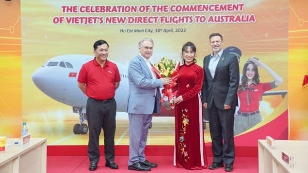 Australian Minister congratulates Vietjet on new direct routes to Australia