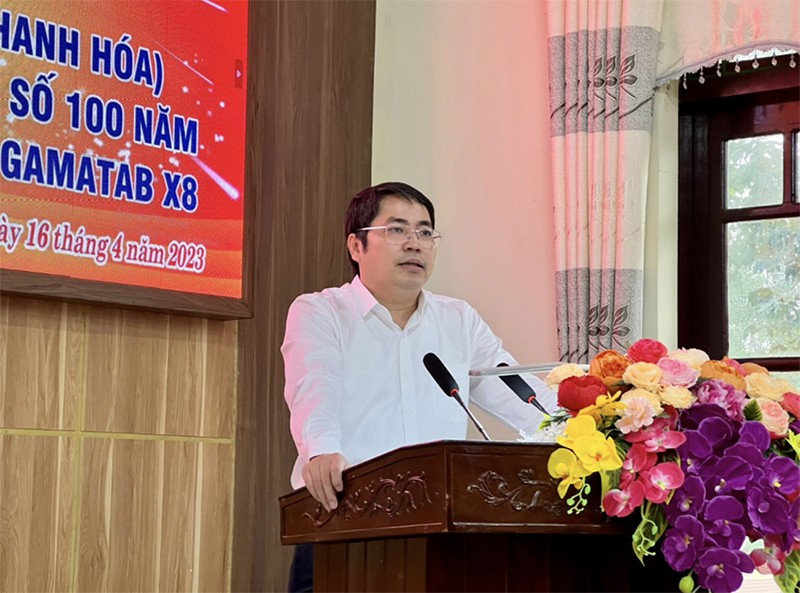 Ông Phạm Tiến Dũng, Phó Bí thư Huyện ủy, Chủ tịch UBND huyện Yên Định (Thanh Hoá) phát biểu tại buổi Lễ trao tặng