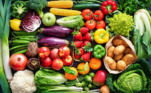 Ăn rau tươi duy trì sức khỏe, cải thiện khả năng miễn dịch, qua đó có thể giúp con người sống lâu hơn. (Nguồn: iStock)