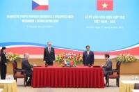 Thủ tướng Cộng hòa Czech kết thúc tốt đẹp chuyến thăm chính thức Việt Nam