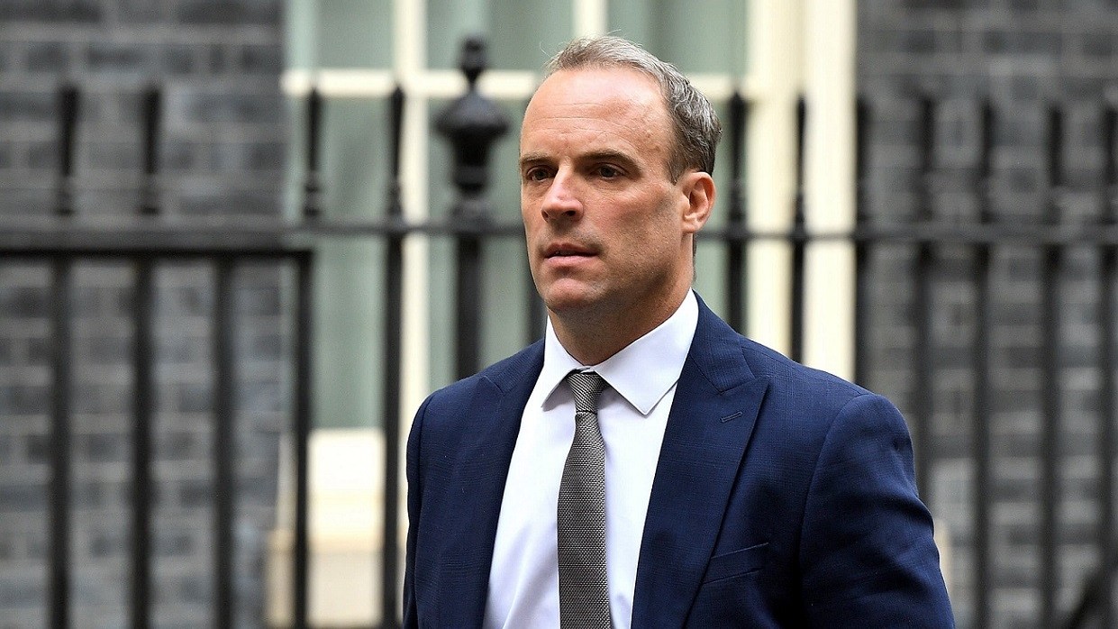 Phó Thủ tướng Anh từ chức sau cuộc điều tra về hành vi bắt nạt