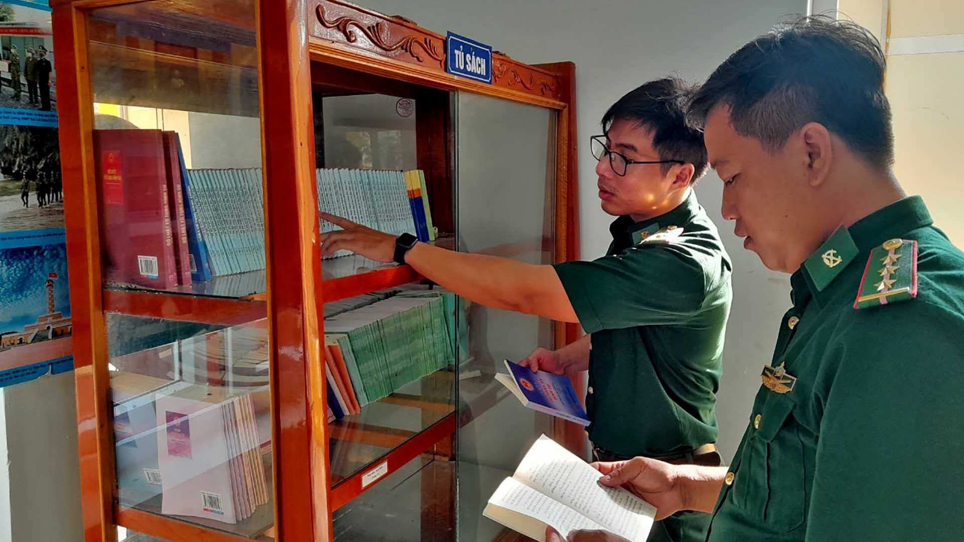 Bộ đội Biên phòng tỉnh An Giang hưởng ứng Ngày Sách và văn hoá đọc Việt Nam năm 2023