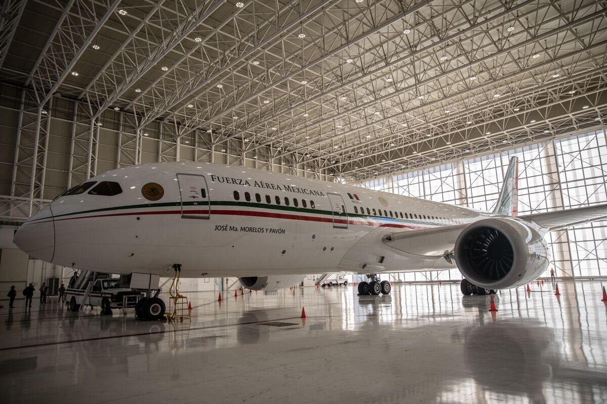 Số tiền 1.66 tỷ Peso (91 triệu USD) thu được từ việc bán chiếc chuyên cơ Boeing 787 Dreamliner sẽ được đầu tư xây dựng 2 bệnh viện mới tại bang Guerrero và bang Oaxaca - 2 địa phương đặc biệt khó khăn tại quốc gia Mỹ Latinh này. (Nguồn: Bloomberg)