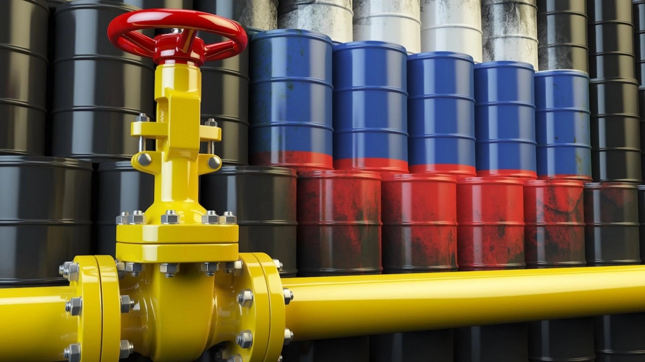 'Mặc kệ' lệnh trừng phạt, Nga tìm được 'mối' mới đưa dầu vươn ra thế giới