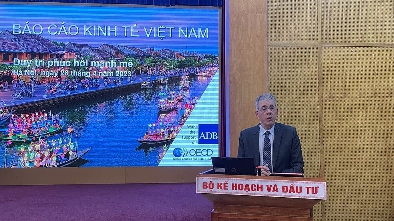 oecd kinh te viet nam tang truong vung chac gdp nam 2023 o muc 65