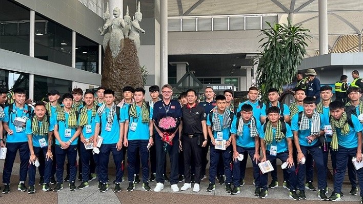 SEA Games 32: U22 Việt Nam tới Campuchia, thầy trò HLV Philippe Troussier sẵn sàng thi đấu với tinh thần cao nhất