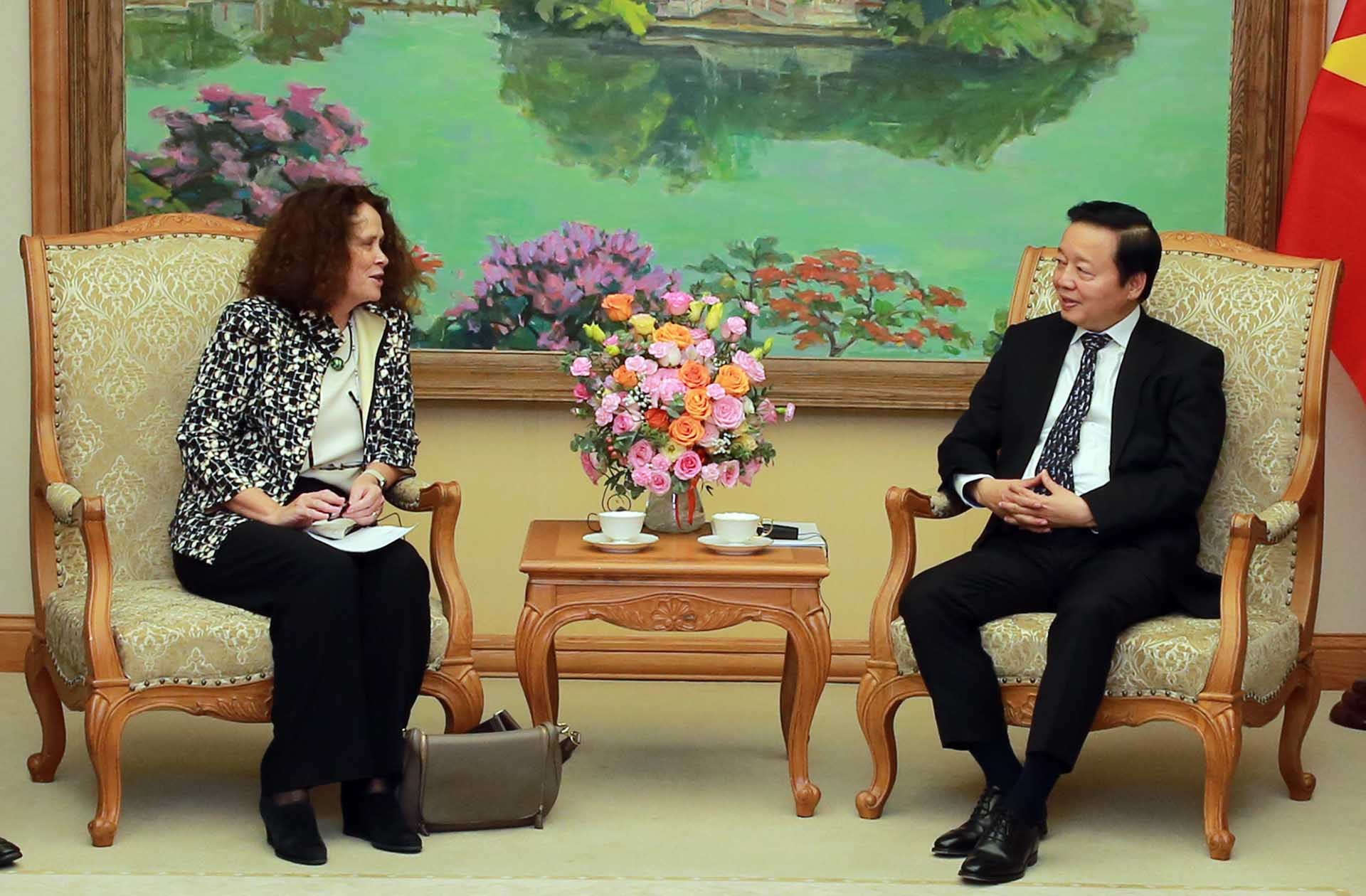 Phó Thủ tướng Trần Hồng Hà tiếp Giám đốc quốc gia Ngân hàng thế giới tại Việt Nam