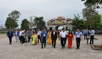 Kiều bào thăm địa phương trọng điểm về phát triển du lịch của tỉnh Phú Thọ
