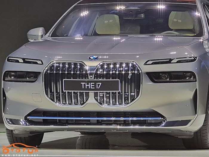 Cận cảnh xe điện BMW i7 ra mắt tại Việt Nam, giá từ 4,8 tỷ đồng