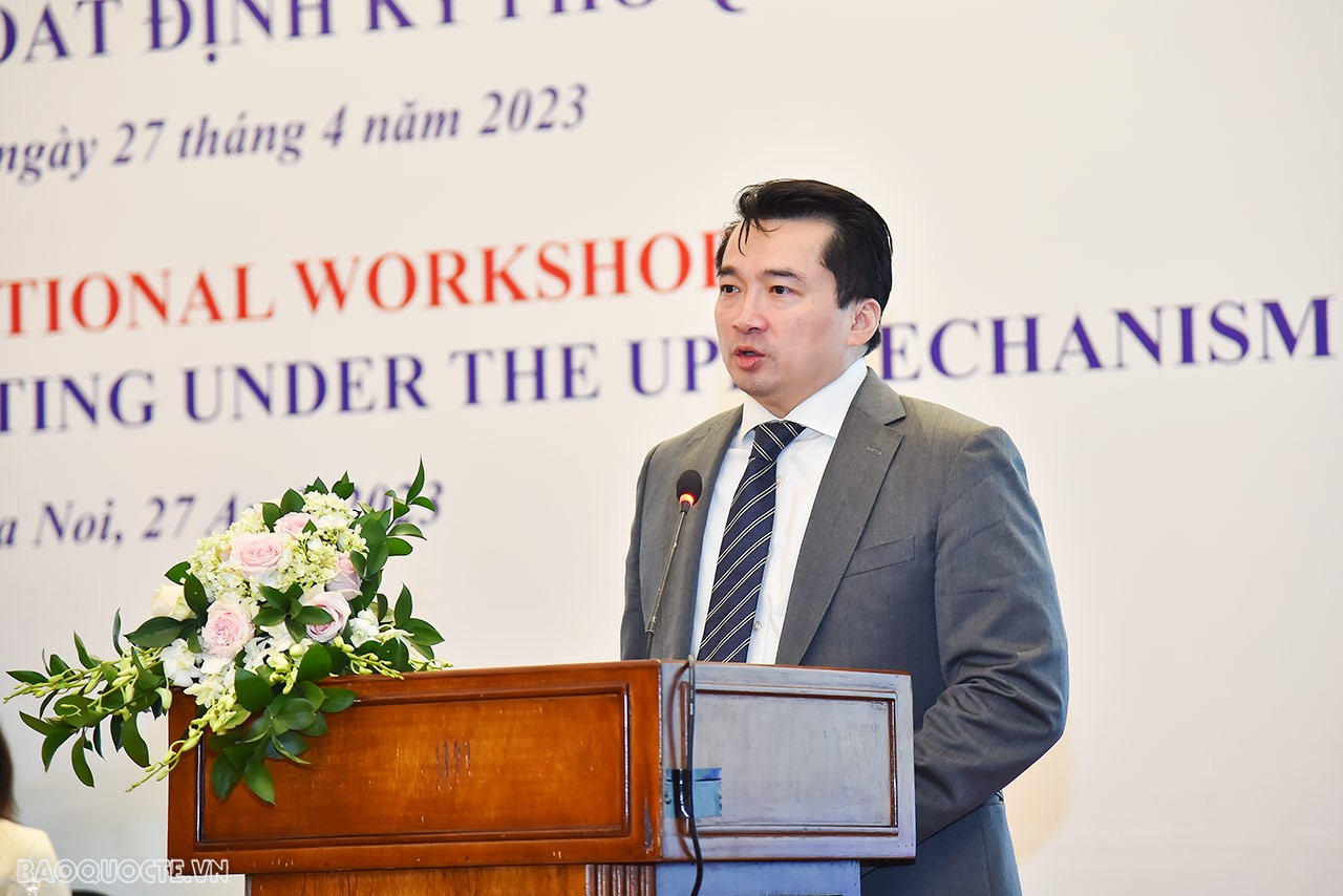 Int'l workshop "Experience in reporting under the UPR mechanism”  opened in Hanoi
