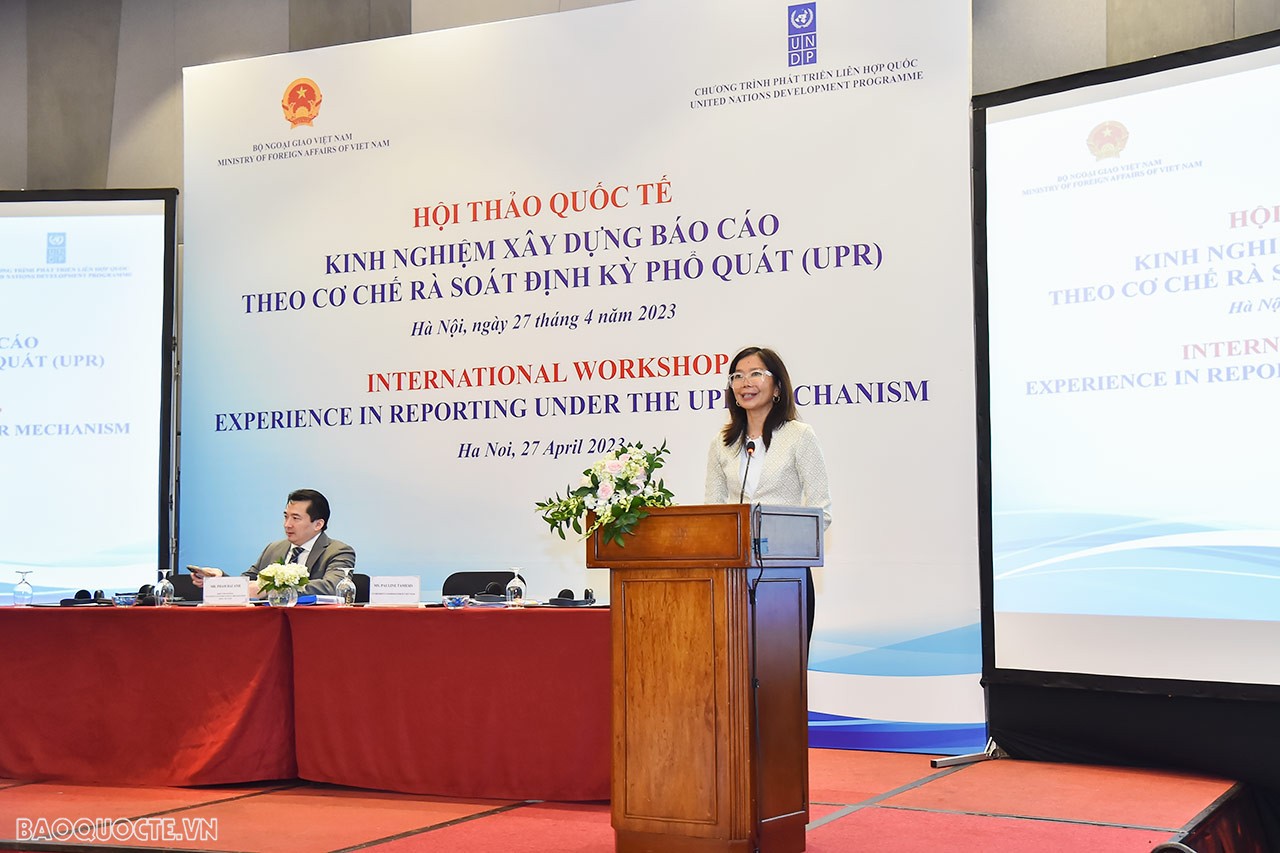 Int'l workshop "Experience in reporting under the UPR mechanism”  opened in Hanoi