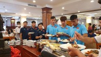 Bữa ăn đầy đủ dinh dưỡng của đội tuyển U22 Việt Nam tại SEA Games 32