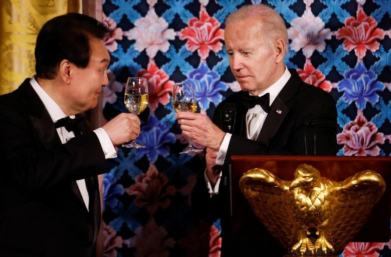 Tổng thống Mỹ Joe Biden chủ trì quốc yến chào mừng Tổng thống Hàn Quốc Yoon Suk Yeol