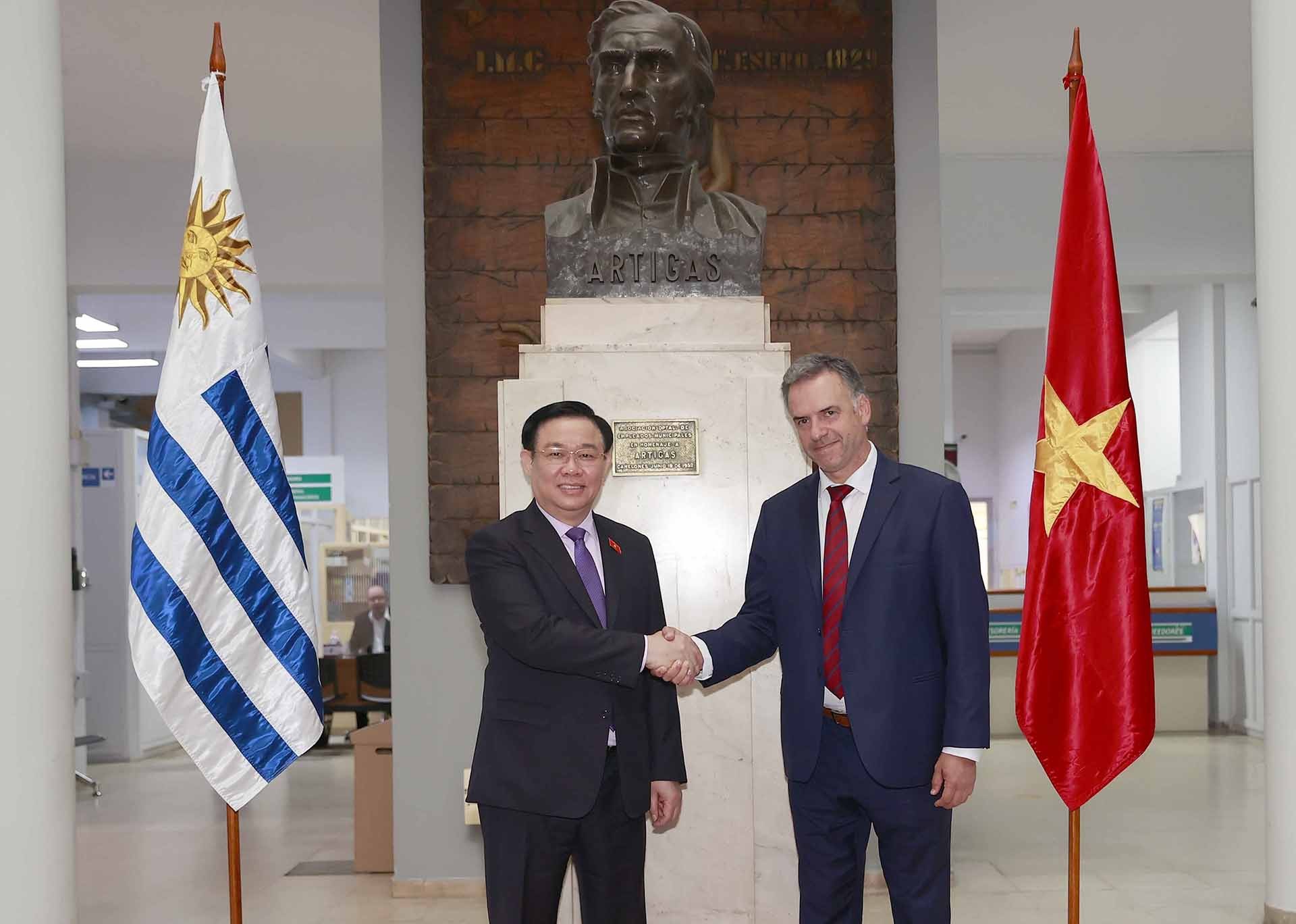 Tỉnh Canelones, Uruguay mong muốn tăng cường hợp tác hơn nữa với các địa phương Việt Nam