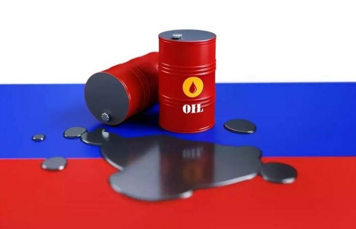 Các nước 'thân thiện' nhận 'quà' từ ông Putin, Tây Ban Nha tính tác động EU siết kiểm soát đường đi của dầu Nga. (Nguồn: India Post English) Các nước 'thân thiện' nhận 'quà' từ ông Putin, Tây Ban Nha tính tác động EU siết kiểm soát đường đi của dầu Nga. (Nguồn: India Post English)