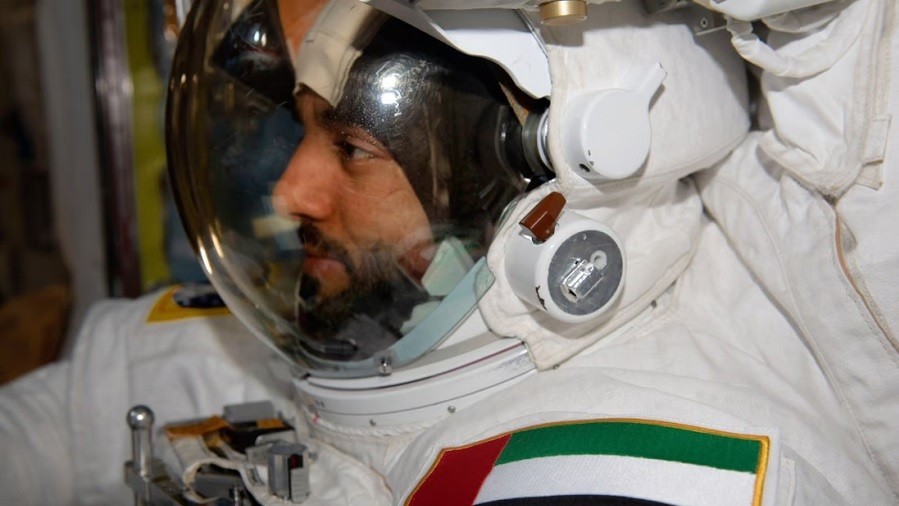 Phi hành gia người Arab làm nên lịch sử cho UAE ngoài vũ trụ