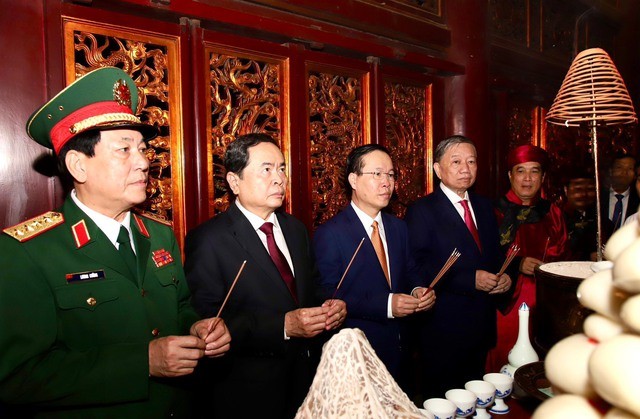 Giỗ Tổ Hùng Vương: Lãnh đạo Đảng, Nhà nước dâng hương tưởng niệm các Vua Hùng