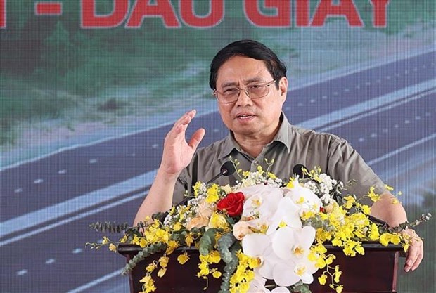 PM Pham Minh Chinh addresses the inauguration ceremony in Binh Thuan province on April 29. (Photo: VNA)