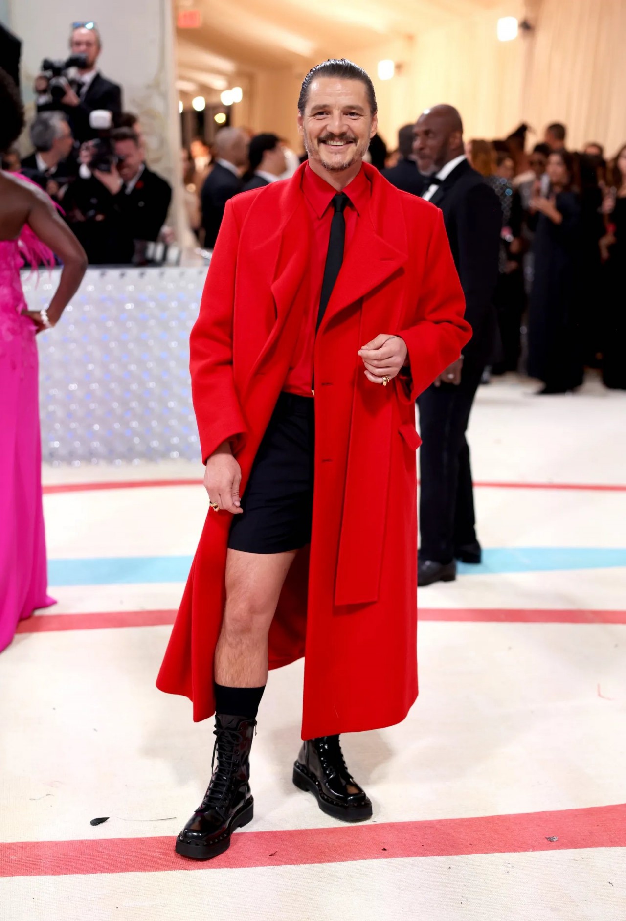 Thảm đỏ Met Gala 2023: Tôn vinh nhà thiết kế tài ba Karl Lagerfeld