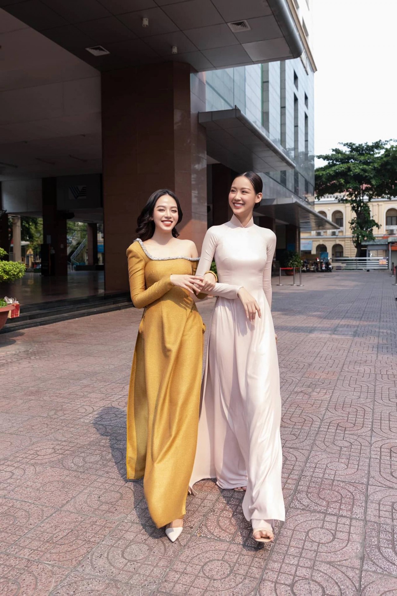 Hoa hậu Bảo Ngọc hút hồn với đôi chân dài nhất showbiz Việt