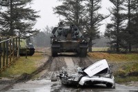 Xung đột Nga-Ukraine: Đan Mạch nghi Nga tăng cường thu thập thông tin tình báo, Nga tuyên bố tăng tốc sản xuất vũ khí