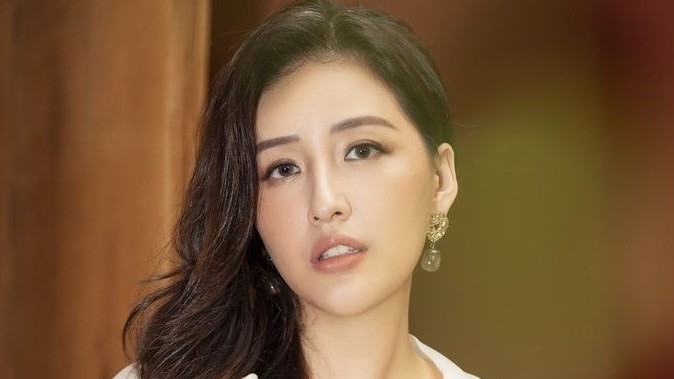 Hoa hậu Mai Phương Thúy trẻ trung, rạng rỡ tuổi 35