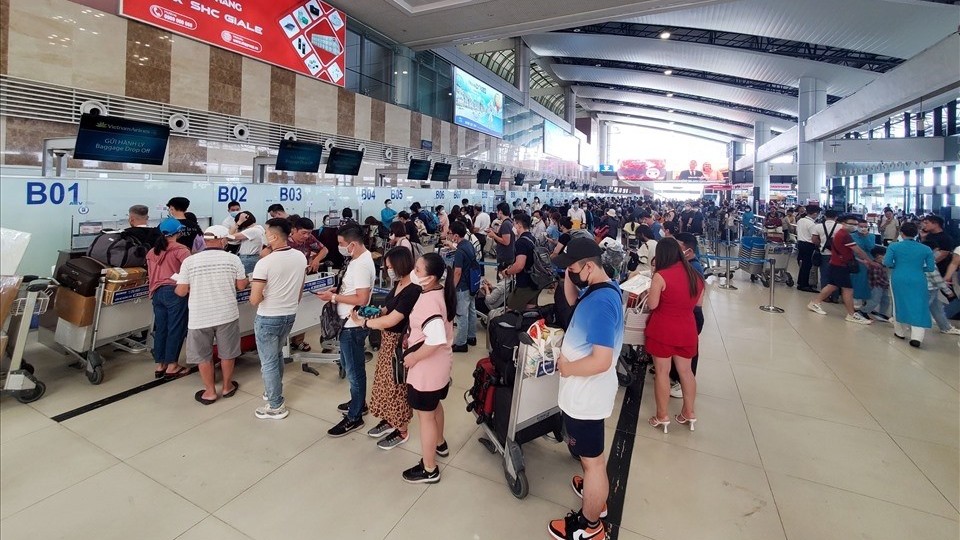 Trong kỳ nghỉ lễ, lượng hành khách quốc tế đến sân bay Nội Bài tăng 299%