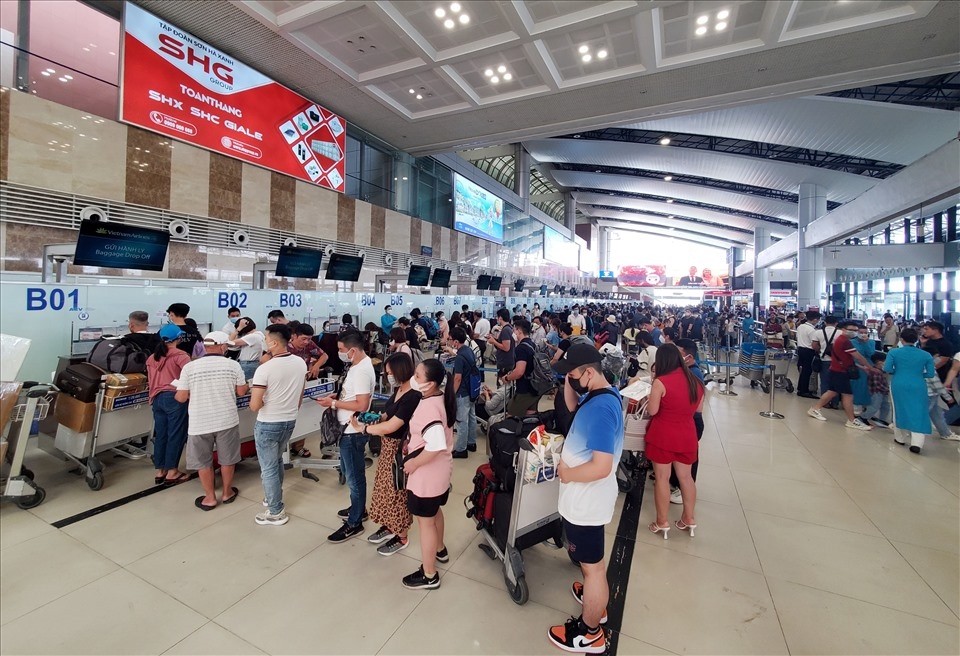 Trong kỳ nghỉ lễ, lượng hành khách quốc tế đến sân bay Nội Bài tăng 299%