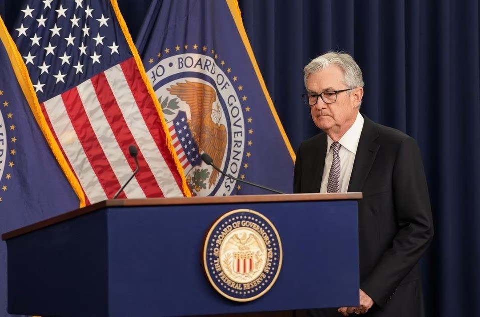 Mỹ vợ nỡ: Fed không thể bảo vệ nền kinh tế, hậu quả sẽ thảm khốc thế nào?