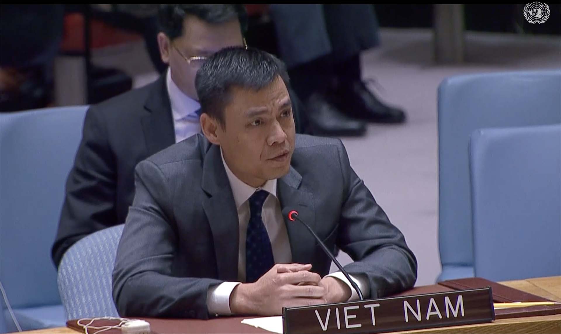 Đại sứ Đặng Hoàng Giang, Trưởng Phái đoàn thường trực Việt Nam tại Liên hợp quốc phát biểu tại phiên họp.