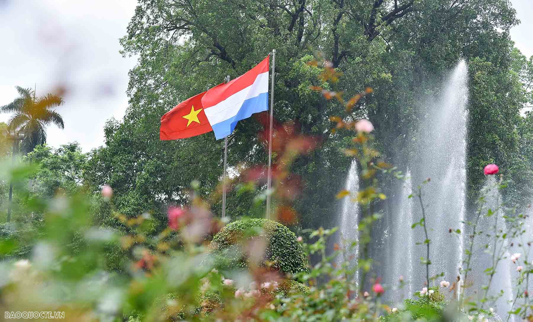 PM Pham Minh Chinh hosts welcome ceremony for Luxembourg’s PM Xavier Bettel