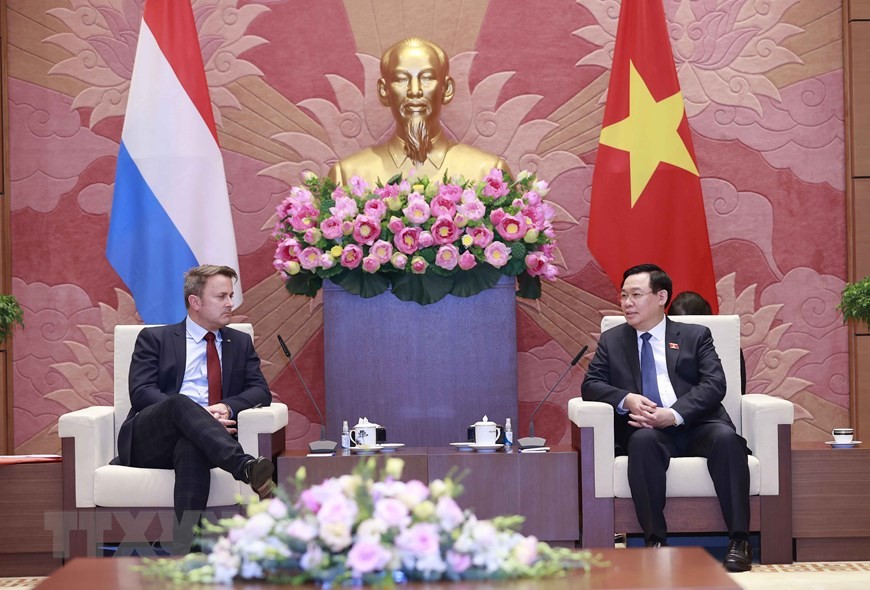 NA Chairman Vuong Dinh Hue welcomes Luxembourg Prime Minister