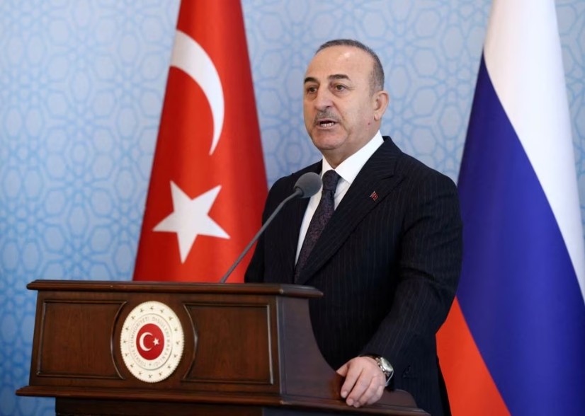 Ngoại trưởng Thổ Nhĩ Kỳ Mevlut Cavusoglu phát biểu trong cuộc họp báo với người đồng cấp Nga Sergei Lavrov (không có hình) ở Ankara, Thổ Nhĩ Kỳ ngày 7 tháng 4 năm 2023. REUTERS/Cagla Gurdogan/File Photo