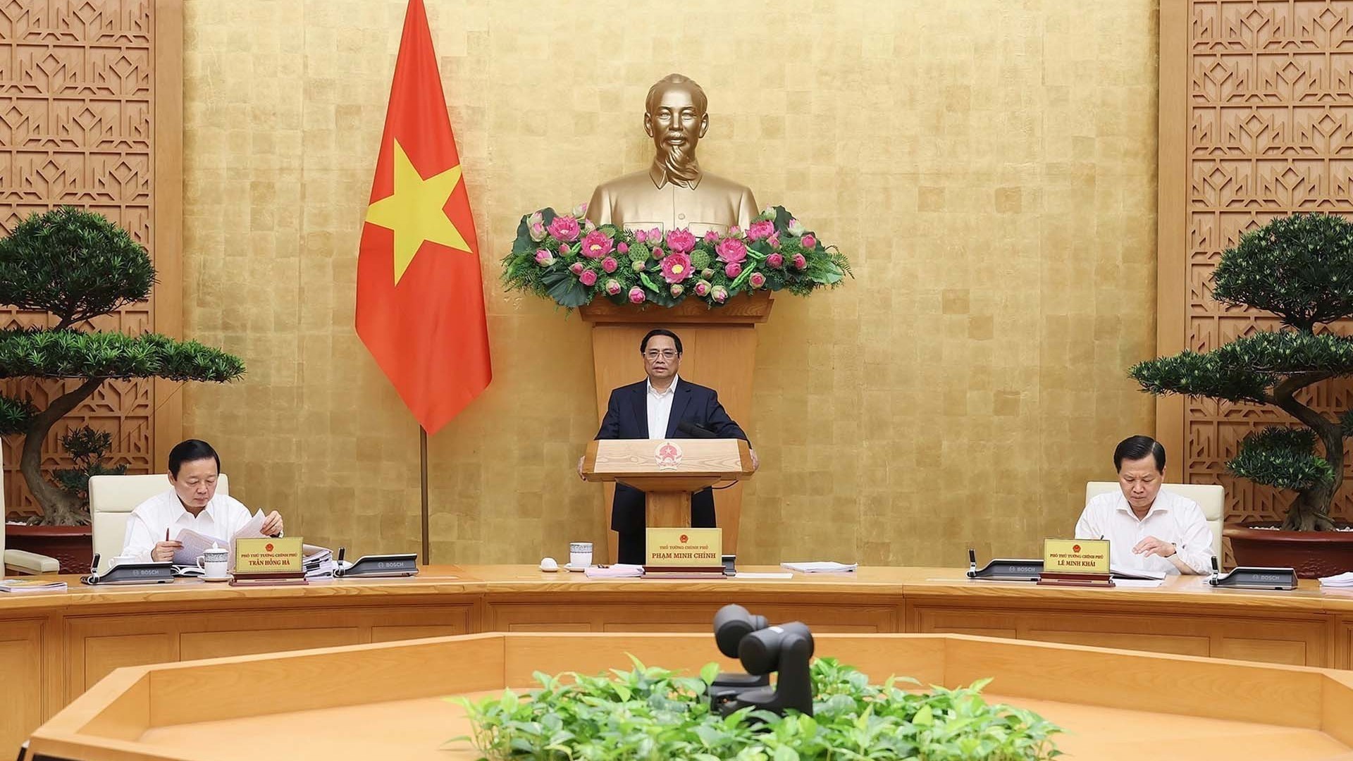 Thủ tướng Phạm Minh Chính chủ trì phiên họp Chính phủ thường kỳ tháng 4/2023