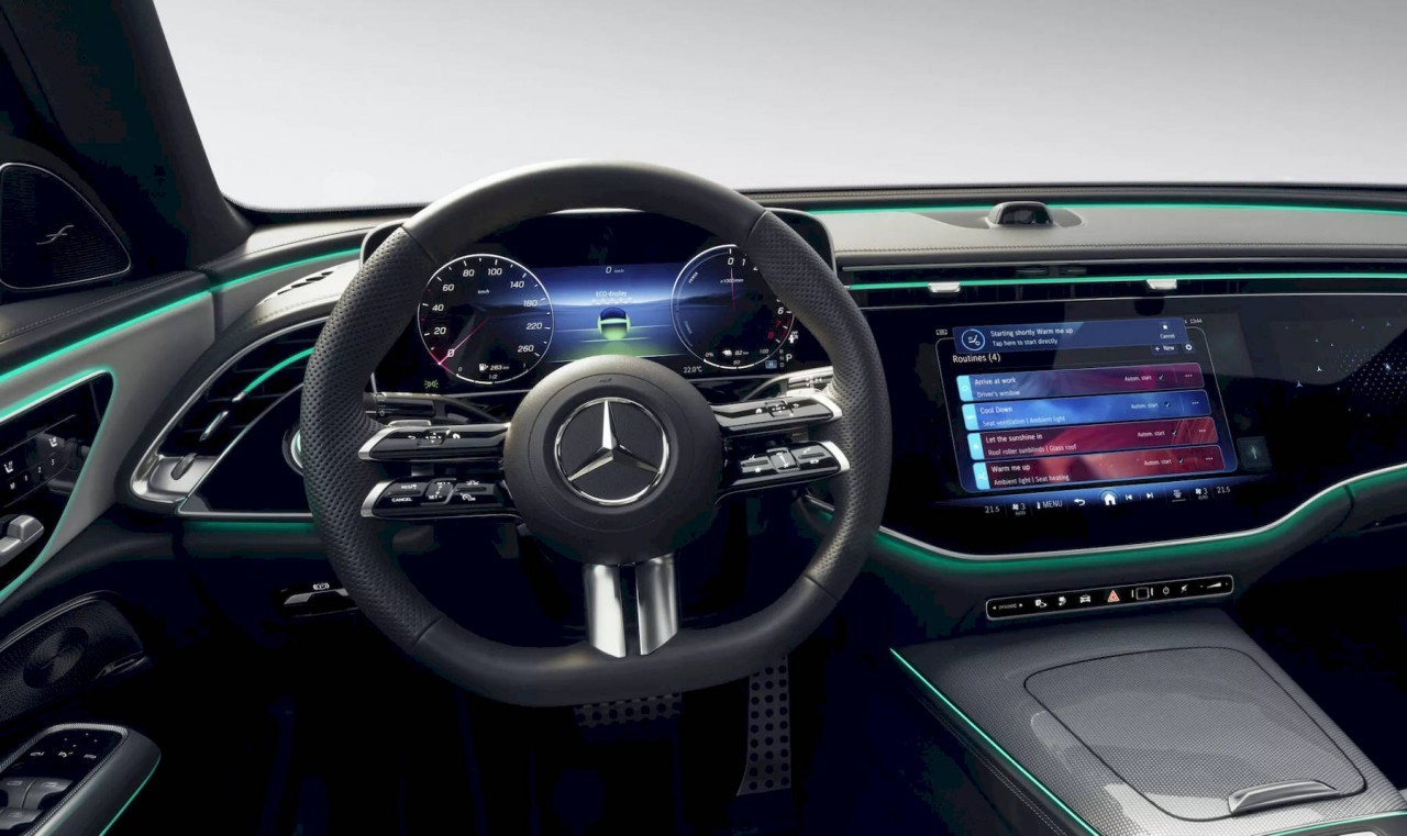 Cận cảnh chi tiết xe điện Mercedes-Benz E-Class 2024