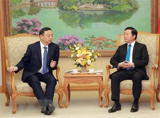 Deputy PM receives leaders of Chinese, Japanese companies