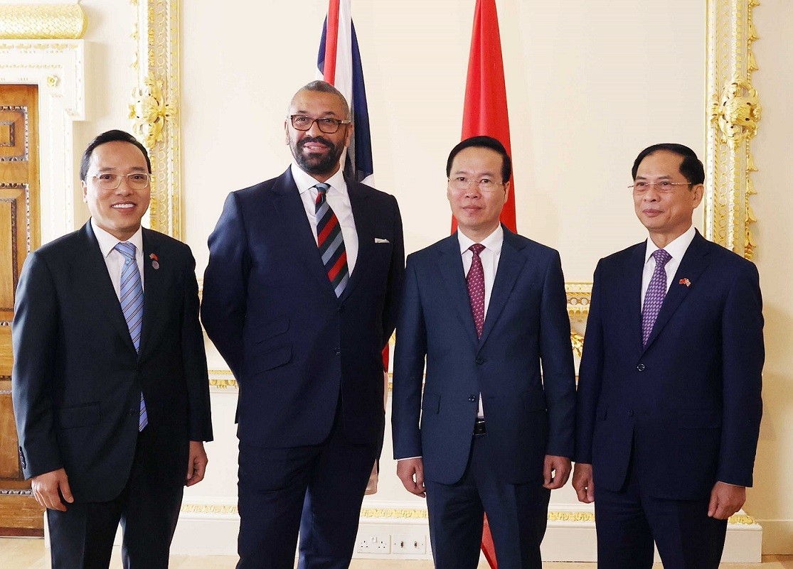 President Vo Van Thuong meets British, Cuban leaders in London