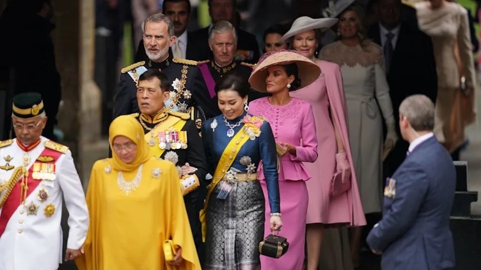 Gia đình Hoàng gia và lãnh đạo các nước đến dự lễ đăng quang của Vua Charles III